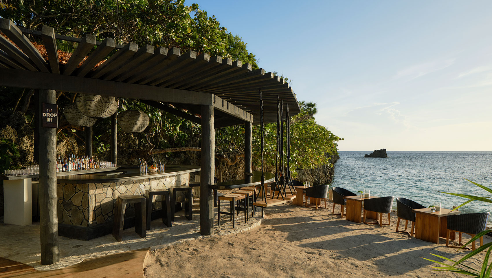 The Drop Off at Grand Roatan