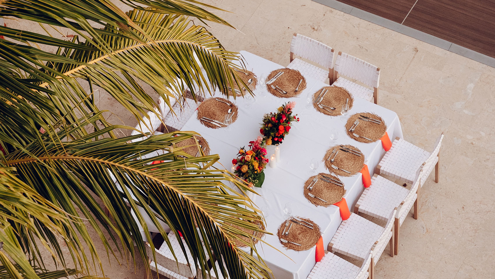 Outdoor Reception table from above at Kimpton Grand Roatan