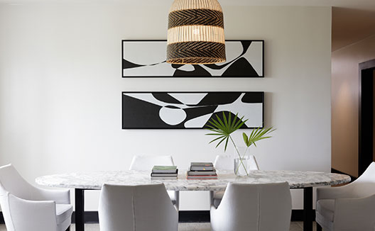 One Bedroom Premium Villa Suite dining area